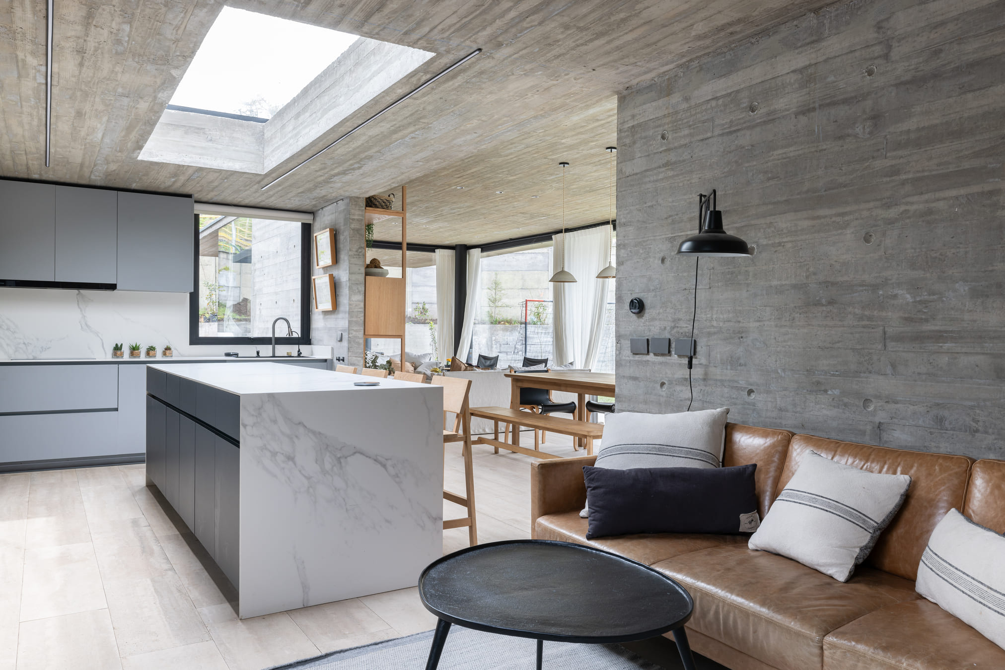 Renovación de Cocina con Snow Powder, Elegancia y Frescura en un Diseño ...
